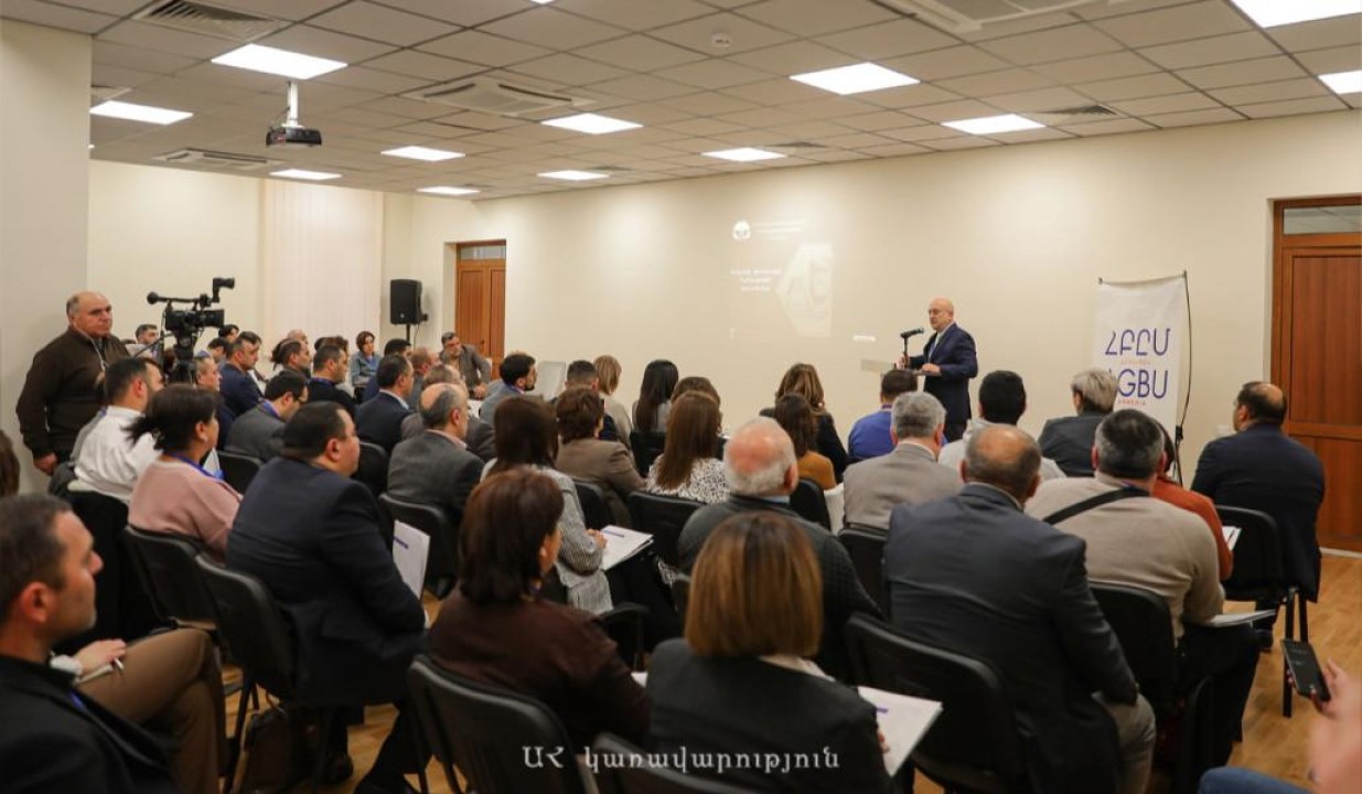 Արցախի ապագան, անվտանգությունը ողջ հայ ժողովրդի խնդիրն է. կայացել է ԱՀ պետնախարարին կից Բարեգործական խորհրդի 6-րդ նիստը