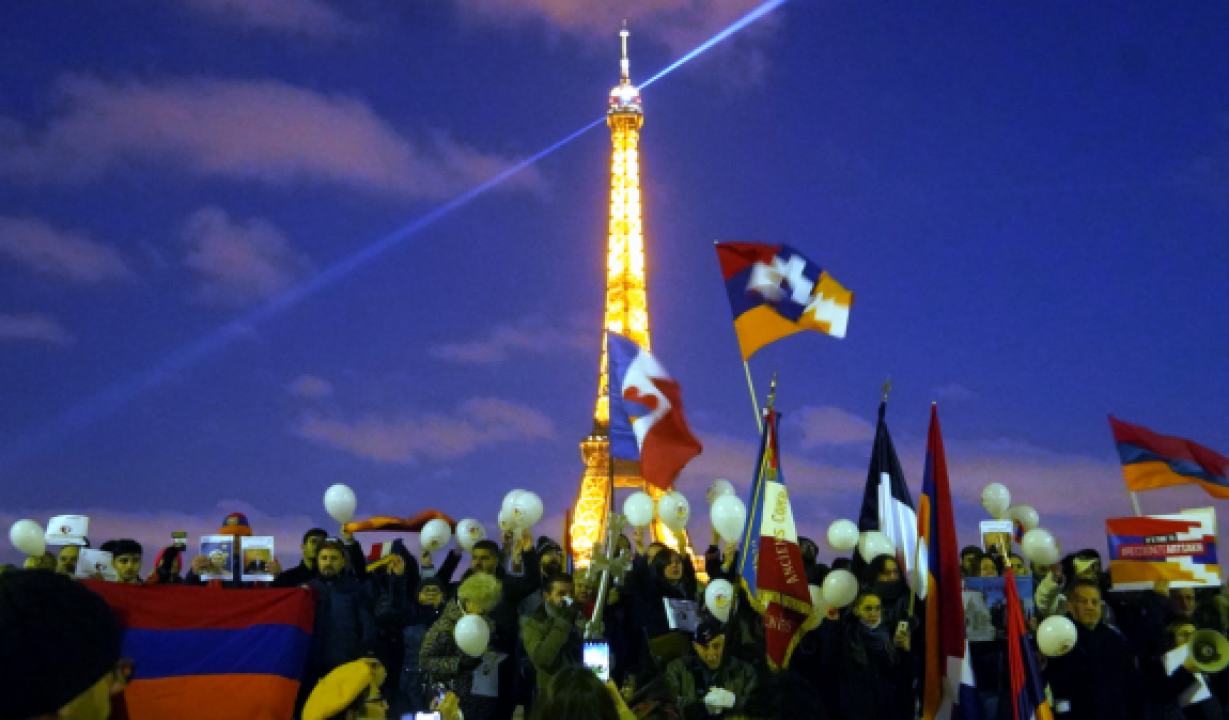 Փարիզում հայերը ակցիա են իրականացրել՝ ի պաշտպանություն Արցախի