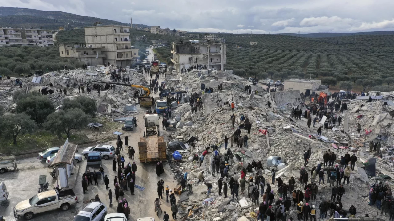 Ռուս փրկարարները մեկնել են Սիրիայում երկրաշարժից տուժած գոտի