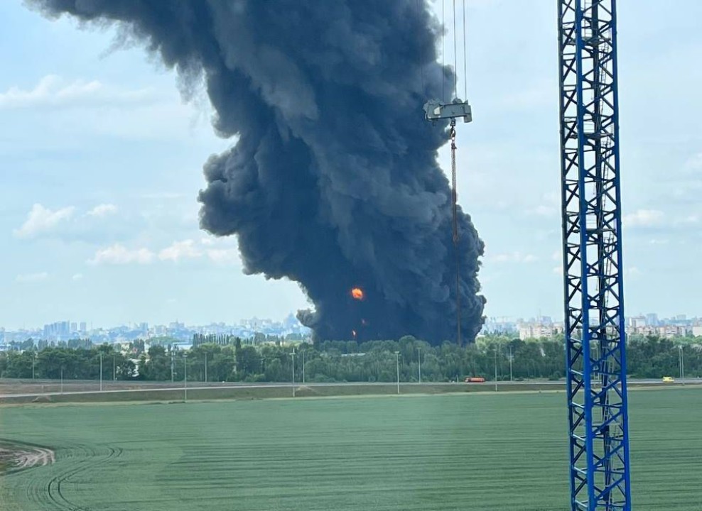 Վորոնեժի նավթաբազայում վառելիքի պահեստ է այրվում. մարզպետ