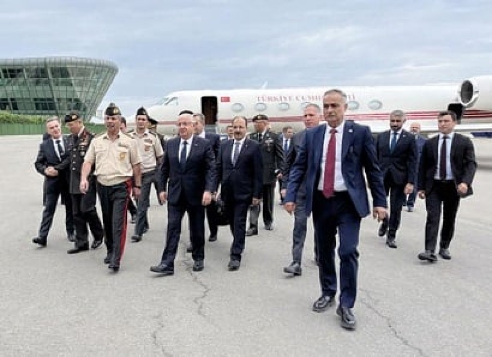 Թուրքիայի պաշտպանության նախարարը ժամանել է Բաքու
