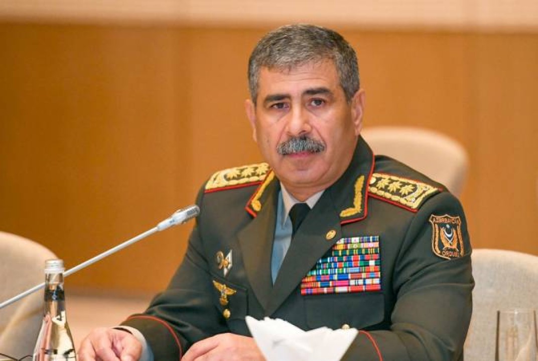 Ադրբեջանի պաշտպանության նախարարն ընդունել է Լեռնային Ղարաբաղում ռուսական զորախմբի նոր հրամանատարին