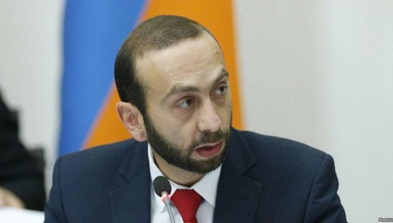 Միրզոյանն ու իր «աջակիցները»․ «Հրապարակ»